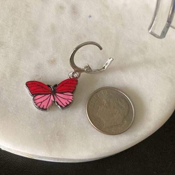 Hoop Earrings butterfly - Picture 2 of 2